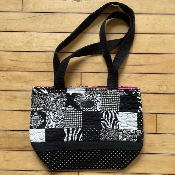 Donna sharp and Vera Bradley bags - Picture 2 of 11